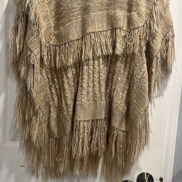 NY & Company | Turtleneck Poncho w/ Fringe Detail - Picture 8 of 9